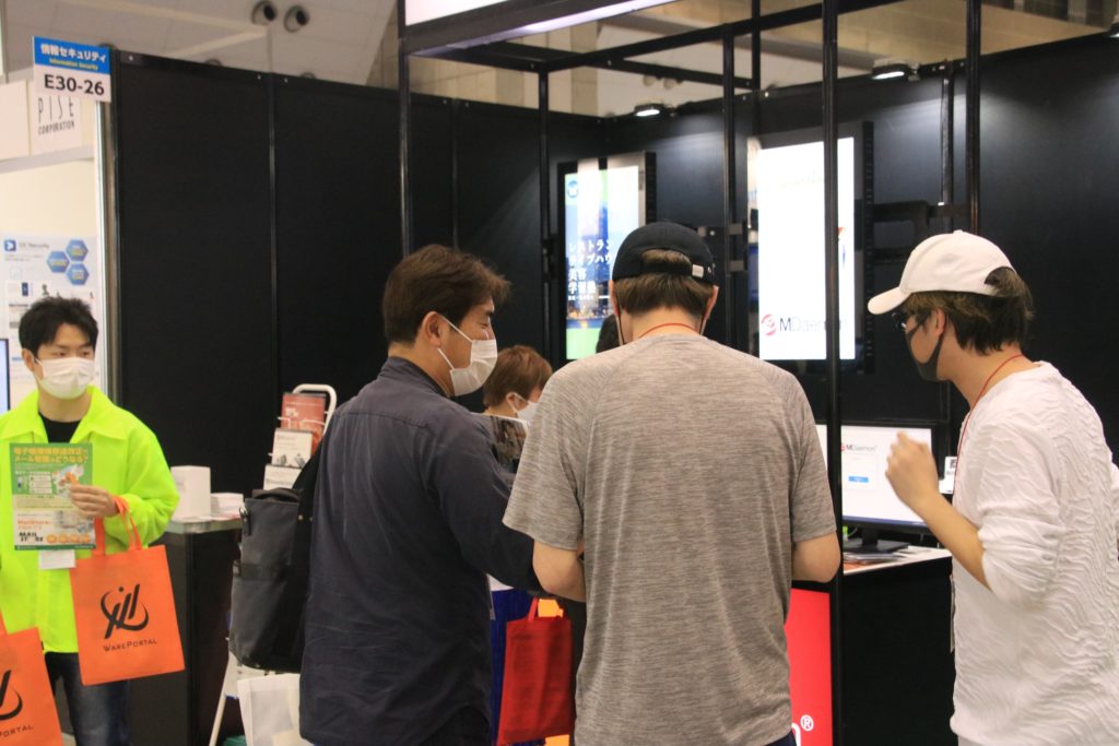 015aec48fa265cb17d6228af8b10733da57ba99de1